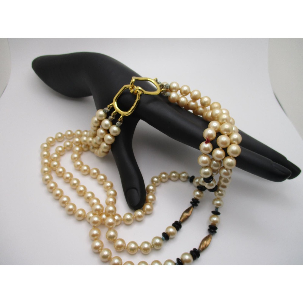 Vintage Les Bernard Three Strand Knotted Glass Pearls Beaded Necklace 17 Inch